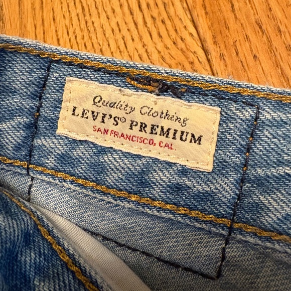 Levi’s Loose Straight Leg Jeans - Size 30 - Picture 4 of 5